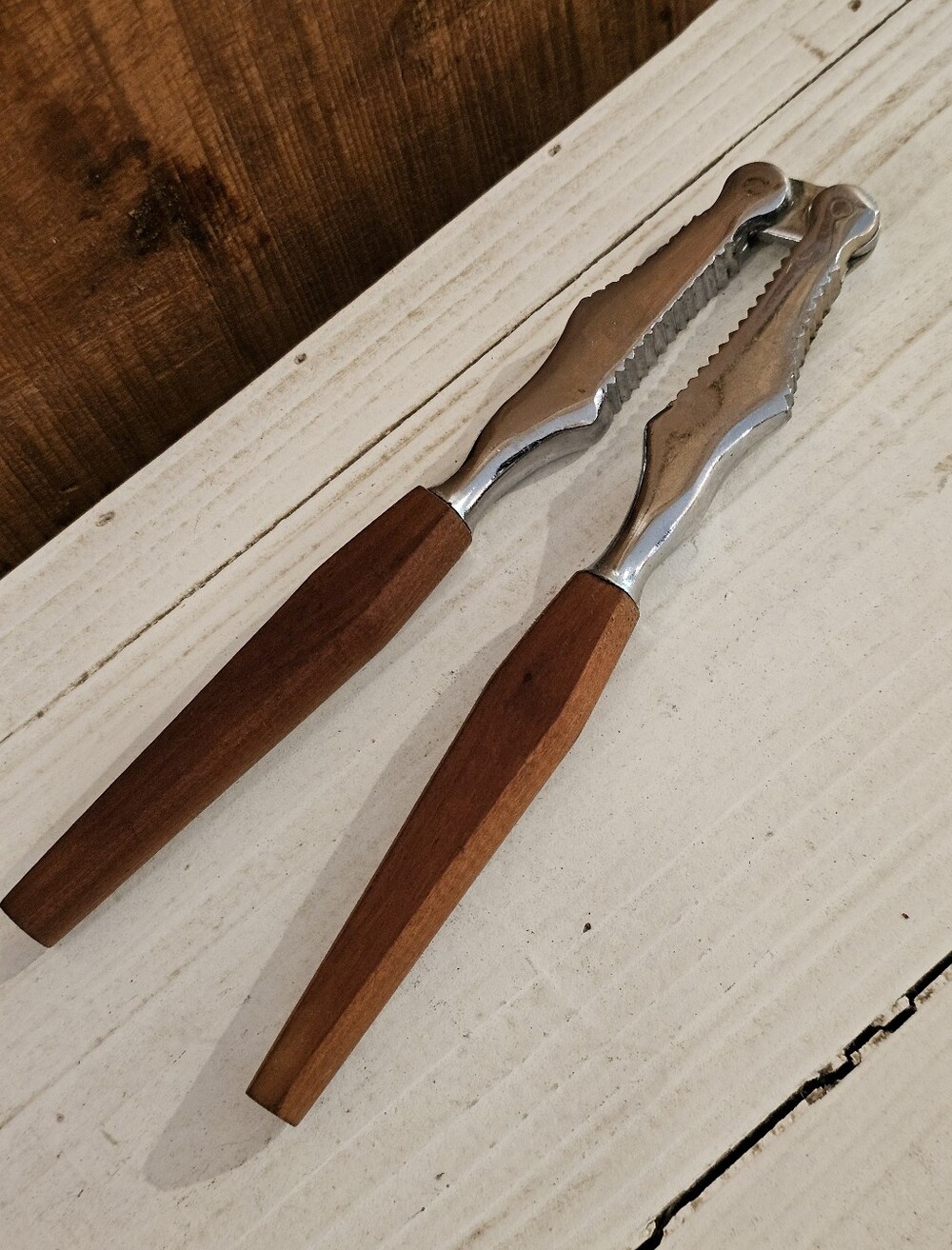 Vintage 60's Mid Century Modern Teak Wood Handled Nut/Lobster/Crab Cracker - Picture 3 of 7